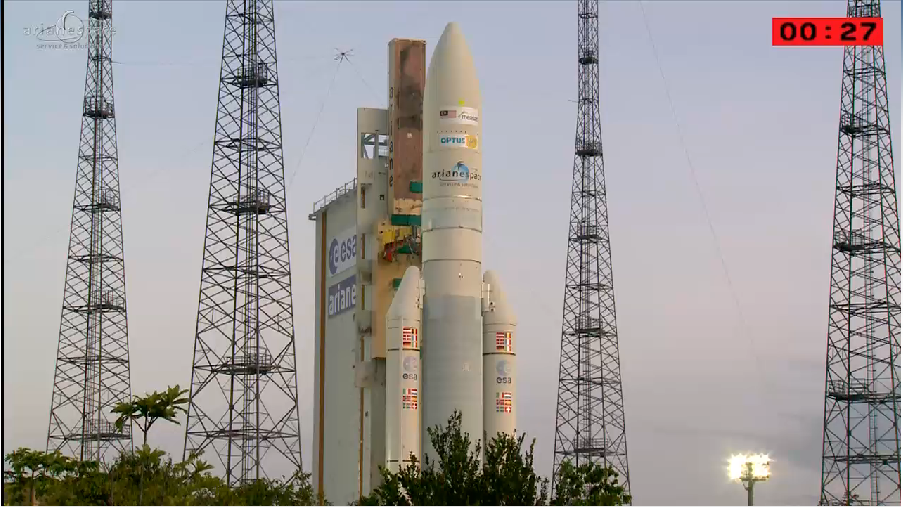 Lancement Ariane 5 ECA VA218 / Measat 3B + Optus 10  - 11 septembre 2014 - Page 5 2014-09-11_23-26-49