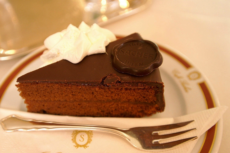 Sacher 107529911