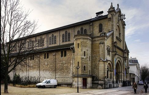 Une église. 40228491