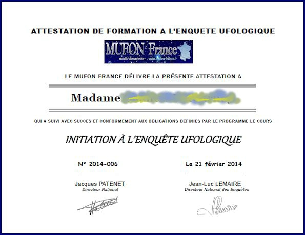 Les premiers ufologues diplômés par le MUFON. 94080305