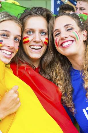 Bellezas del mundial. - Página 2 Mujeres-mundial-futbol