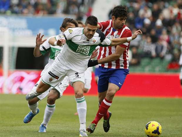 El Atlético baja al Elche de las nubes y saca pecho 635214263972448159w