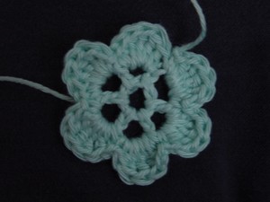 Tuto crochet pour la fleur 8603229_p