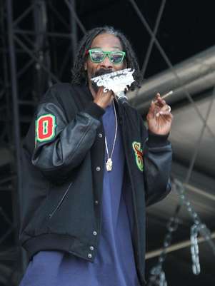 Snoop Do.. err.. Lion diz que gays nunca serão aceitos na cena rap D2a45b116ca5aaa46c780e2413d9d9e3e4b04756