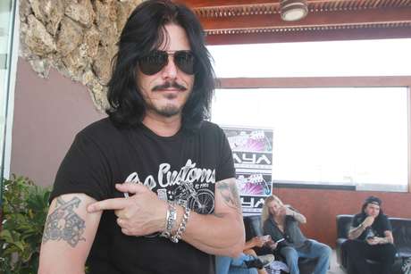 Gilby Clarke quiere ver a la reunión de la formación clásica  01-dioses-del-rock