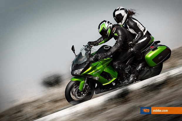 Kawasaki Z1000 chegando !!! - Página 2 32317495_d