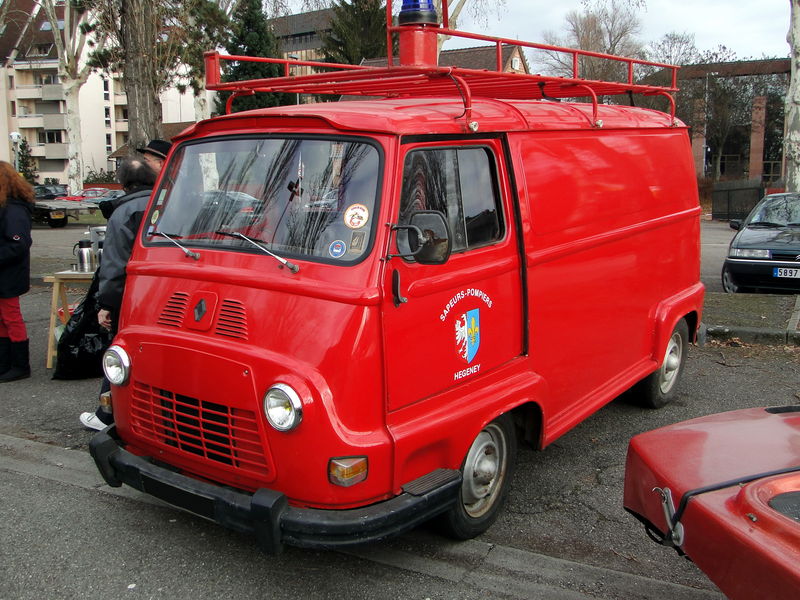 RENAULT ESTAFETTE Pompier de TAIN L'HERMITAGE  Réf 80742 48147514