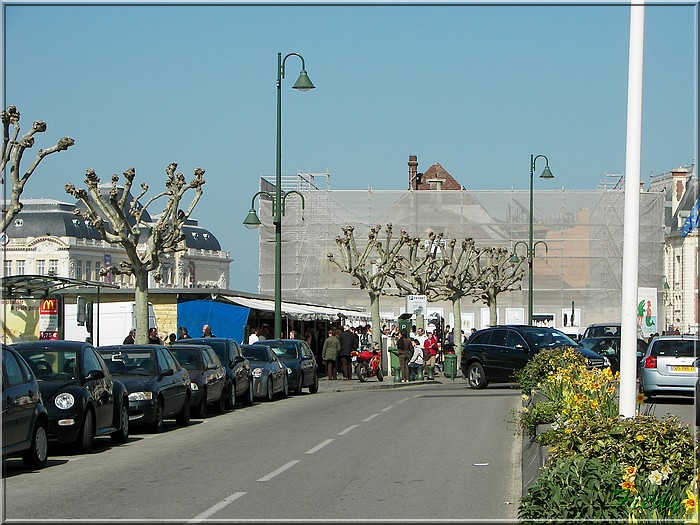 Lundi de Pâques à Trouville. 20070409_001