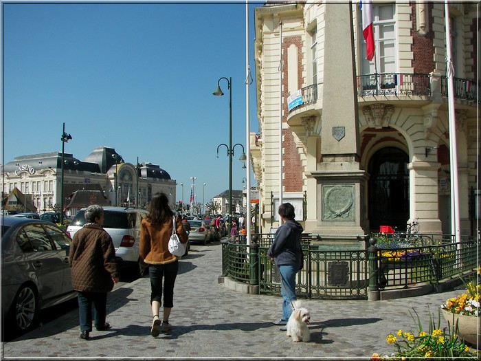 Lundi de Pâques à Trouville. 20070409_008