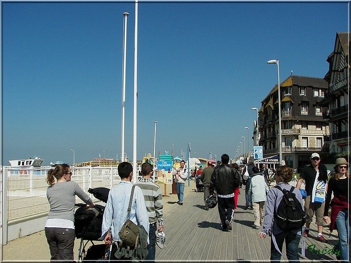 Lundi de Pâques à Trouville. 20070409_010