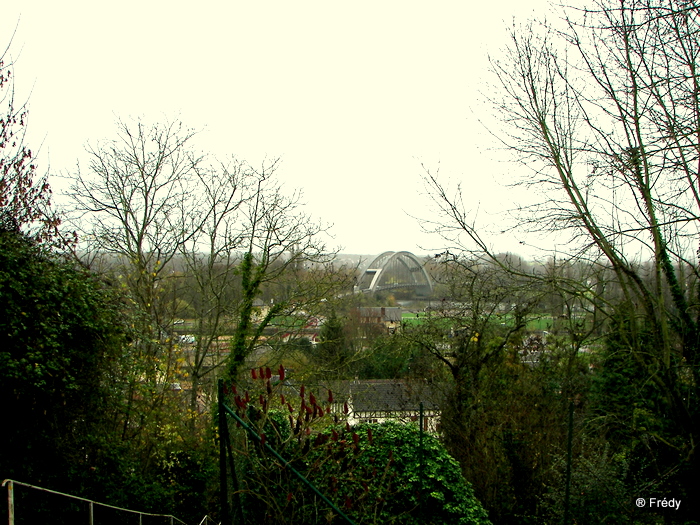 Saint Pierre du Vauvray, sous la pluie. 20091123_001