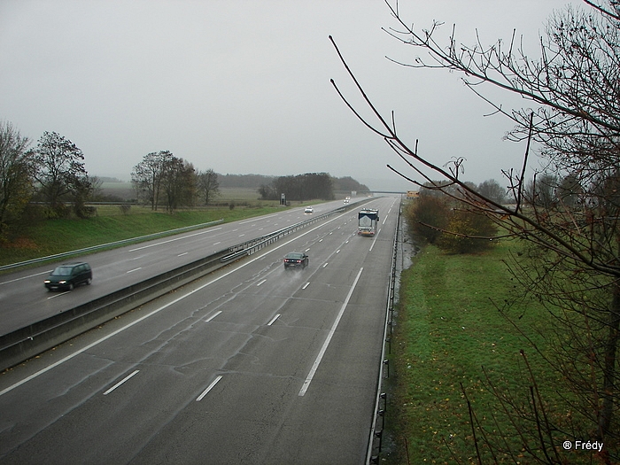 Saint Pierre du Vauvray, sous la pluie. 20091123_011