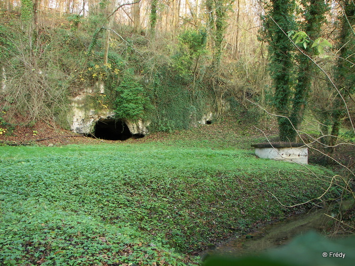 Piencourt, Les Fontaines Paquin 20091211_038