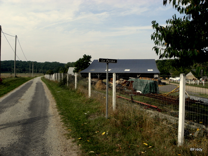 La Pierre Courcoulée 20130926_002