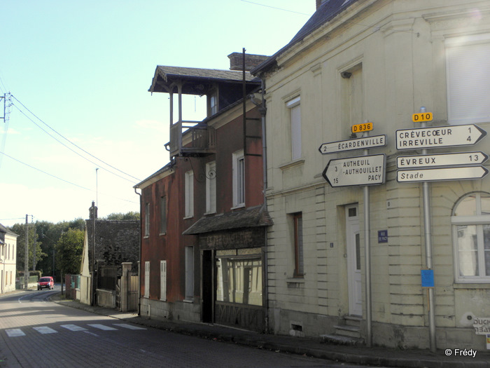 Cailly sur Eure, et un bel orage 20111019_006