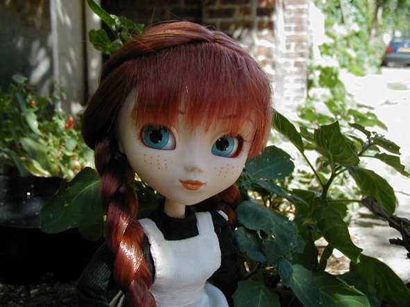 {PULLIP Anne Shirley} Photooos! Up p02::avec mon chat ^3^ - Page 2 AnnShirley2005-08_23bassdef
