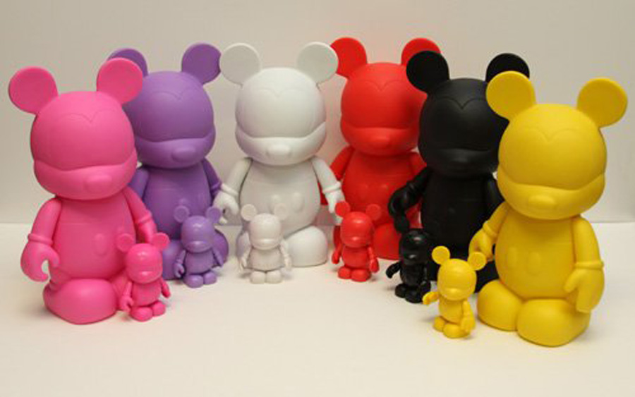 Vinylmation - Page 24 Cyv061132LARGE