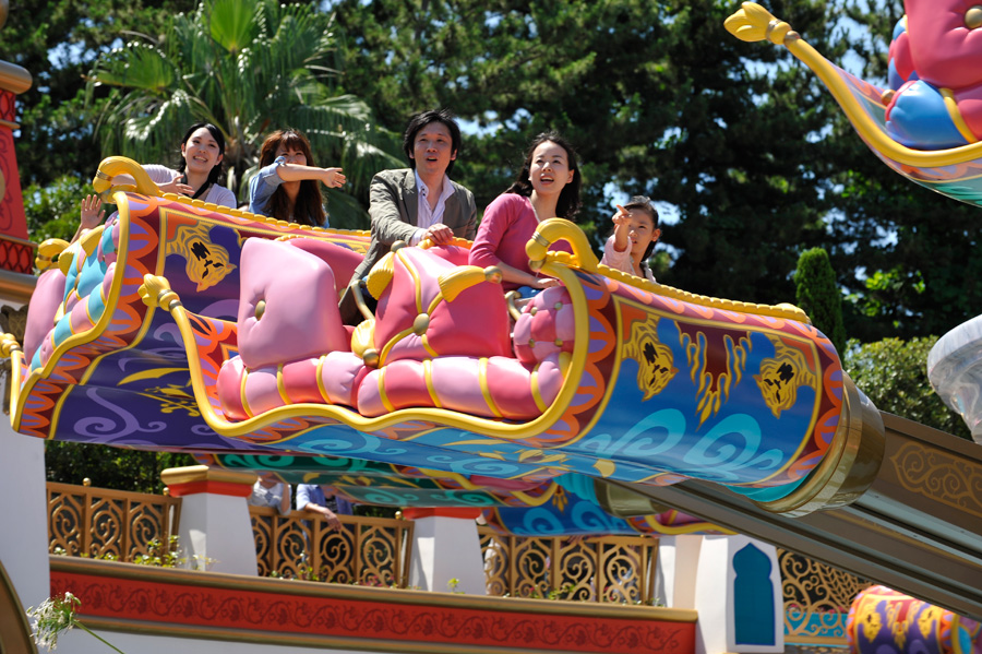 [Tokyo DisneySea] Jasmine's Flying Carpets (18 juillet 2011) - Page 3 Jfc212877LARGE