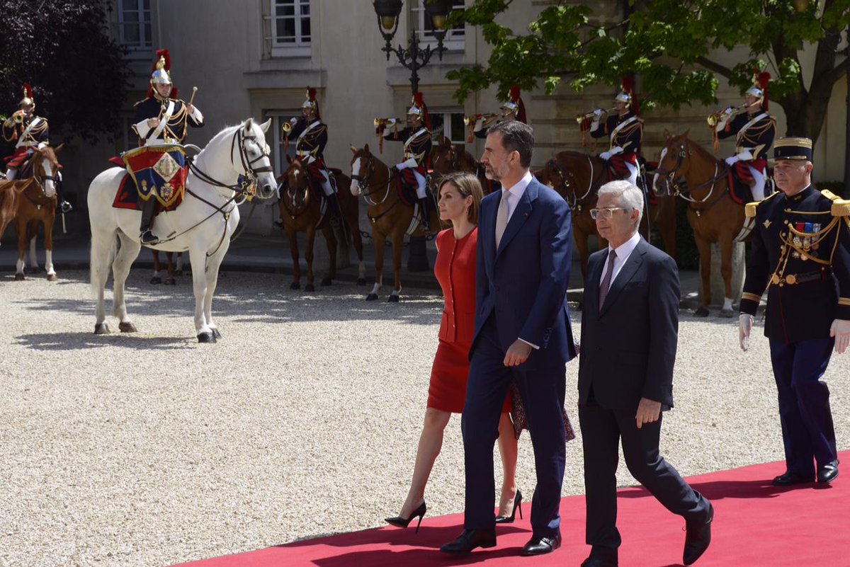 Felipe VI y Letizia - Página 20 CGk7oH4UkAEv43R