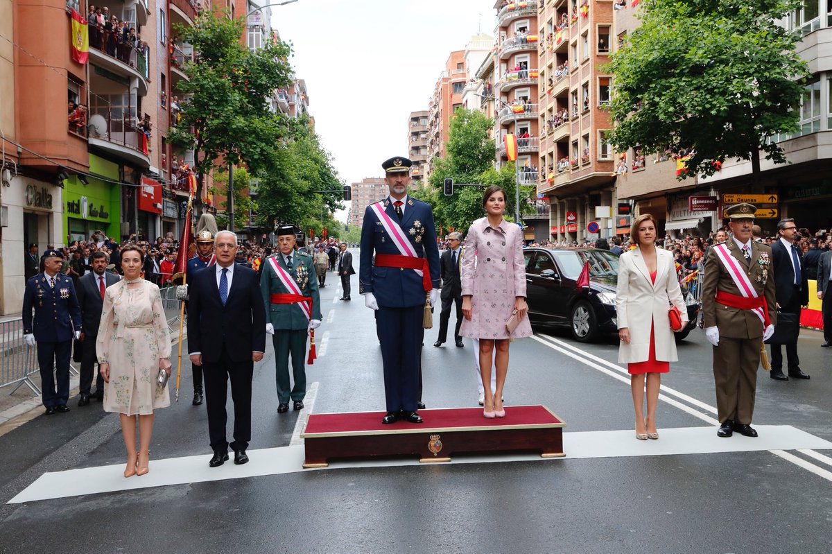 AGENDA DE SM. REYES FELIPE y LETIZIA (Tema precedente ) - Página 15 DeHo5z4X4AApaAq