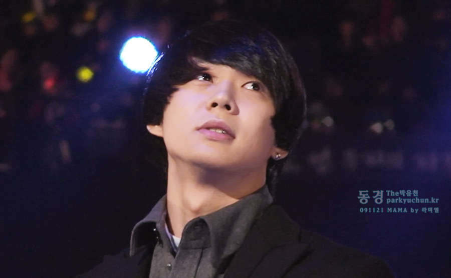 [23.11.09] oppa YuChun trong buổi MAMA B0035282_4b081ce1be12c