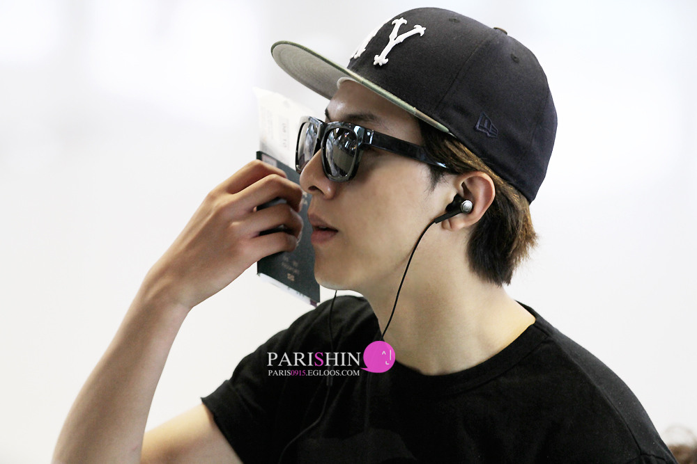 [Photos] CNBLUE a l'aéroport de Gimpo (06.07.13) A0037623_51d79ec0393ff