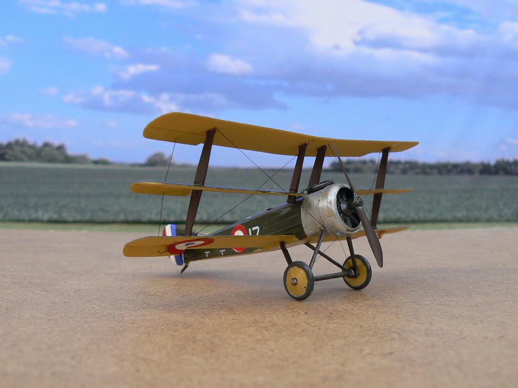 Sopwith Triplane [Revell] 1/72 (VINTAGE) Triplane_03