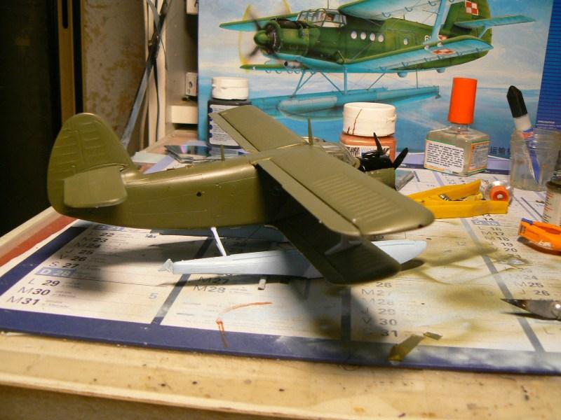 Antonov An-2 Colt  [Trumpeter] 1/72 - Page 2 An-2_956