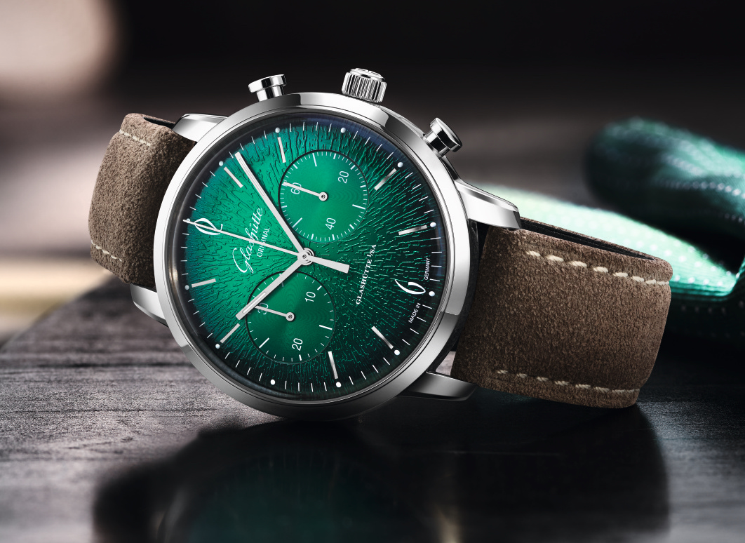 Glashutte Original’s new Sixties Chronograph Annual Edition 2021 21ANGreen5