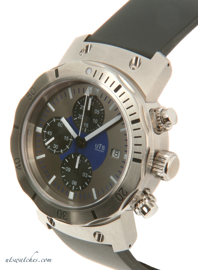 UTS 600 Meters Divers Chronograph Chronuts2