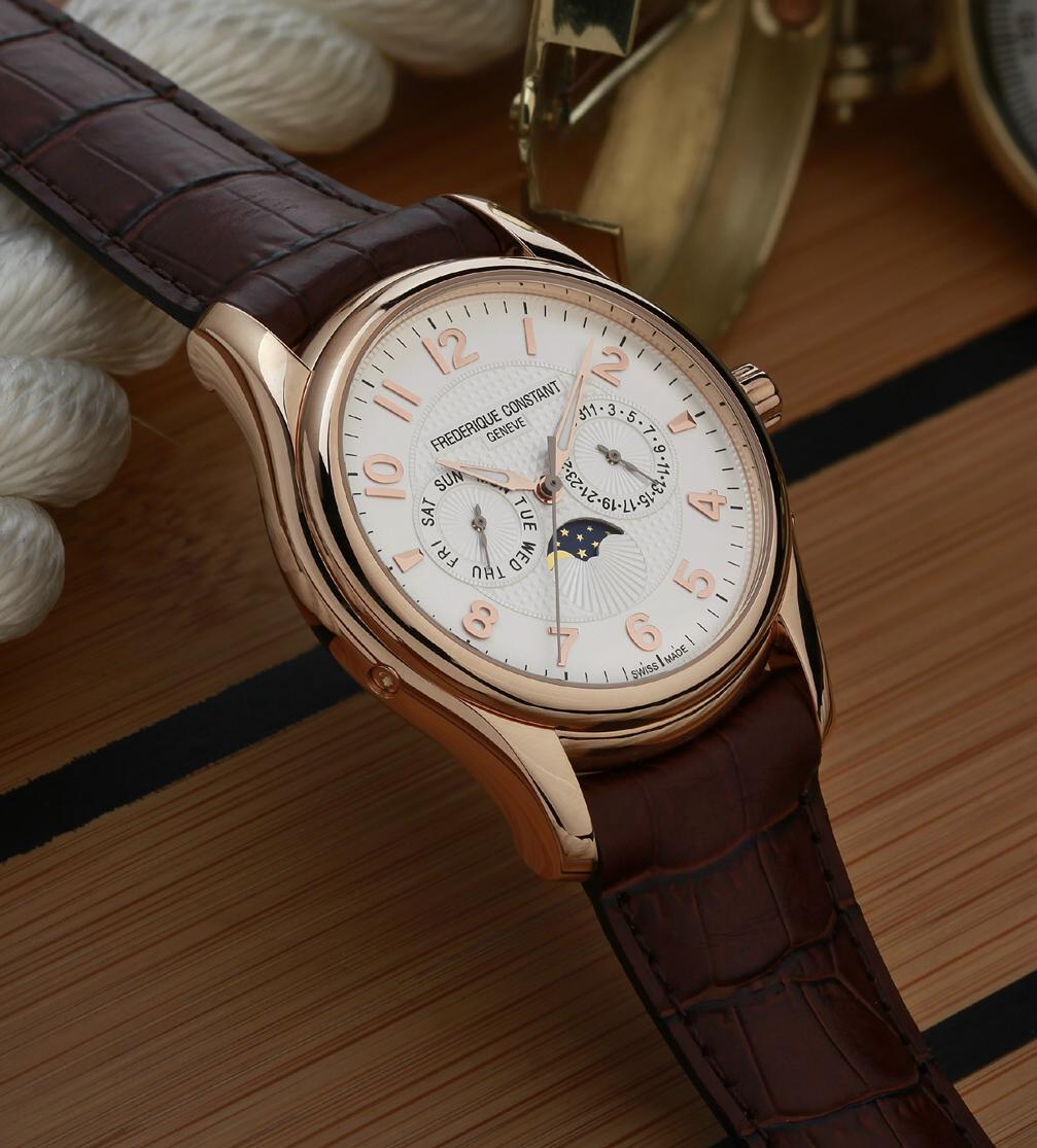 News : Frédérique Constant Runabout Moonphase Fcrunabout1