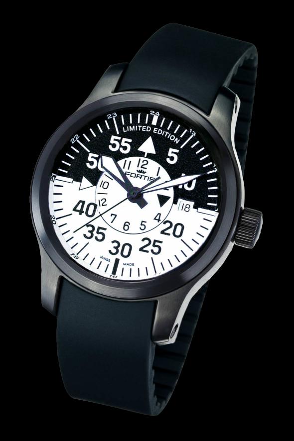 News : Fortis B-42 Flieger Black Cockpit GMT Fortgmta