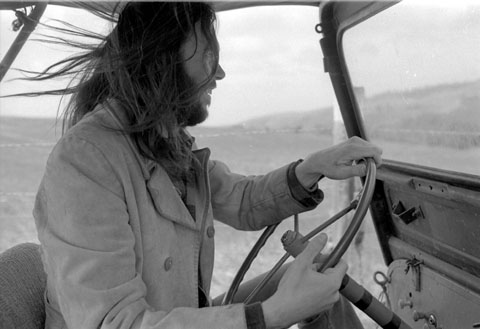 Tus fotos favoritas de los dioses del rock, o algo - Página 12 Neil-Young-Jeep