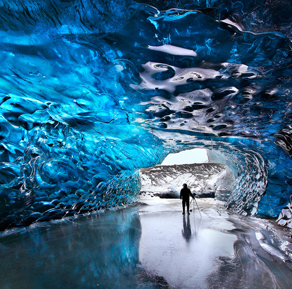ΦΟΒΕΡΕΣ ΕΙΚΟΝΕΣ: Svmnafellsjvkull - Μέσα στο παγωμένο γαλάζιο! Icecave4