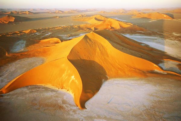 Η πιο αφιλόξενη έρημος στον κόσμο! Dunes4