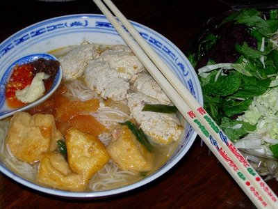 Món chay ngày Tết Bunrieuchay2_jpg_jpg