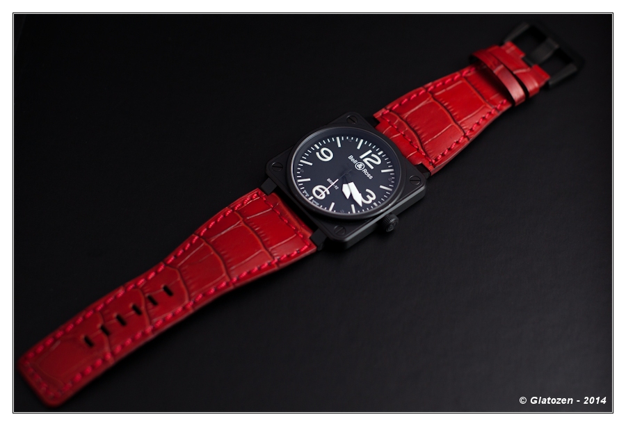 La Bell & Ross du jour - Page 7 2014_BR01-92_005_FORUM