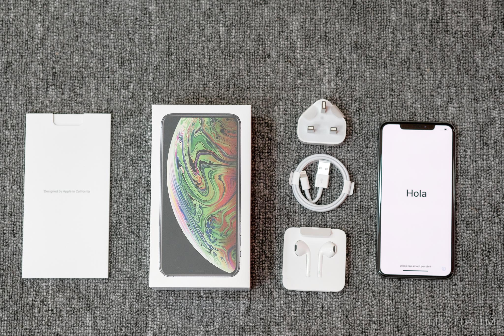 iPhone Xs/Xs Max về Việt Nam từ rất sớm, có bản 2 sim "vật lý" Mx3FH