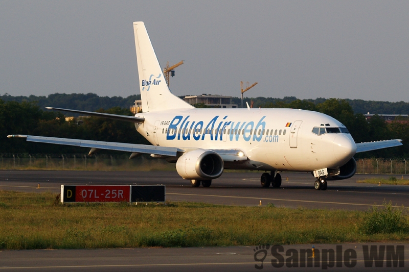 Aeroportul Bucuresti (Aurel Vlaicu / Baneasa) - August 2009 Normal_bbu_yr-bag