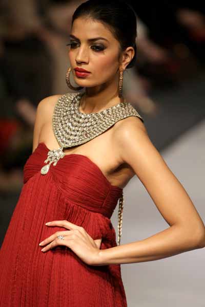  *ازياء* جنااااااااان Pakistan-fashion-10