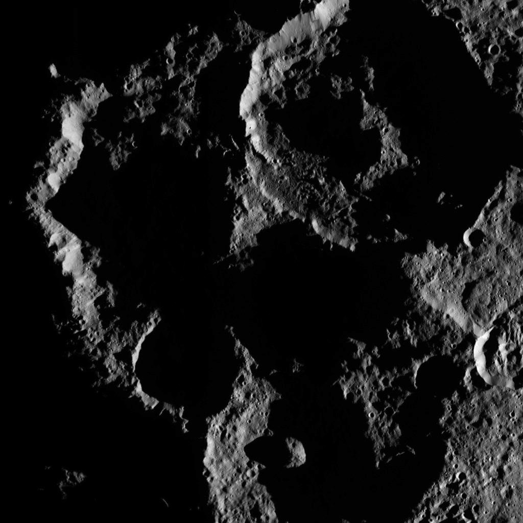Mission Dawn/Ceres - Page 3 PIA19901