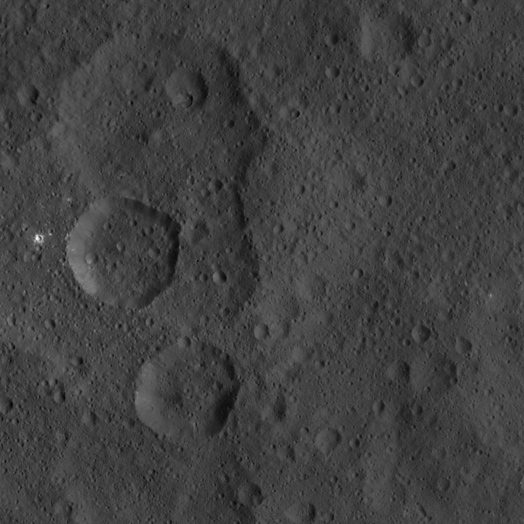 Mission Dawn/Ceres - Page 3 PIA19902