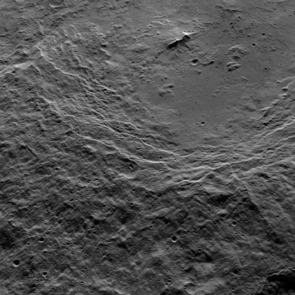Mission Dawn/Ceres - Page 3 PIA20134_modest