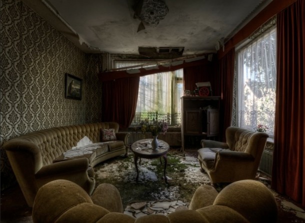 Il fascino dei luoghi abbandonati Abandoned-home-near-chernobyl--19597