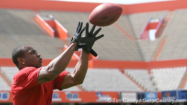 Pics from Percy Harvin's pro day 494882983_6qszp-M