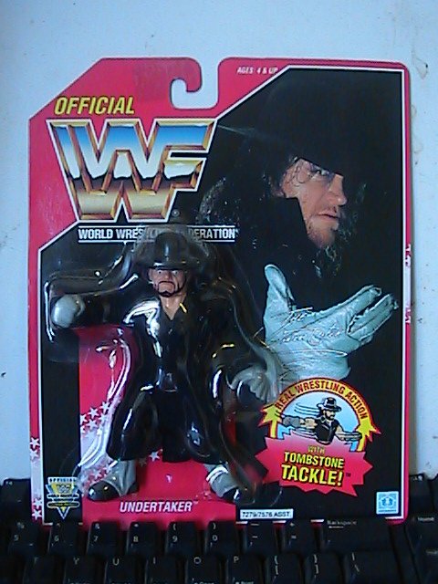 A Look Back: The Undertaker (WWF Hasbro Line) Picture%20261