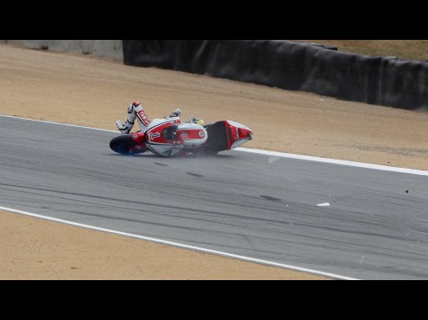 MotoGP new seasons start!! - Page 2 Lorenzo_crash_usa_fp305_preview_big