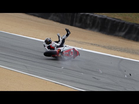 MotoGP new seasons start!! - Page 2 Lorenzo_crash_usa_fp307_preview_big