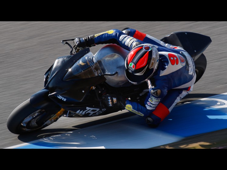 [ Moto GP ] 2012 BlaBla  - Page 3 Petrucci_01_slideshow