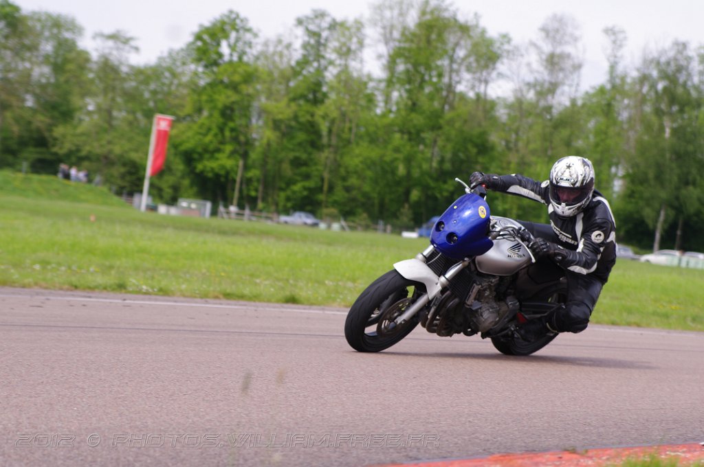 Roulage dimanche 23 septembre  circuit des écuyers 90 euros  IMGP7125